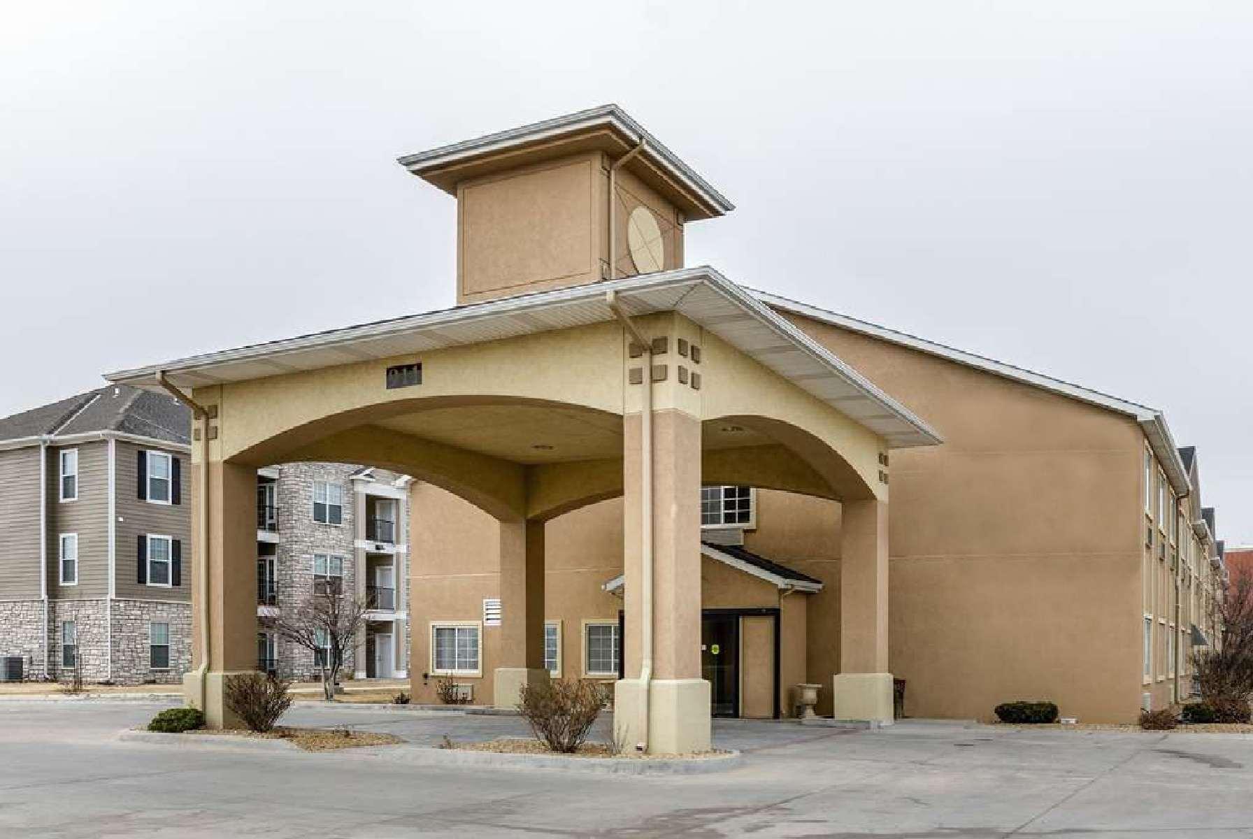Hotel Super 8 By Wyndham Great Bend Zewnętrze zdjęcie