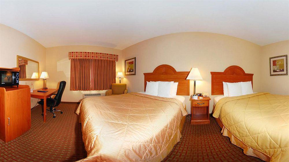 Hotel Super 8 By Wyndham Great Bend Zewnętrze zdjęcie