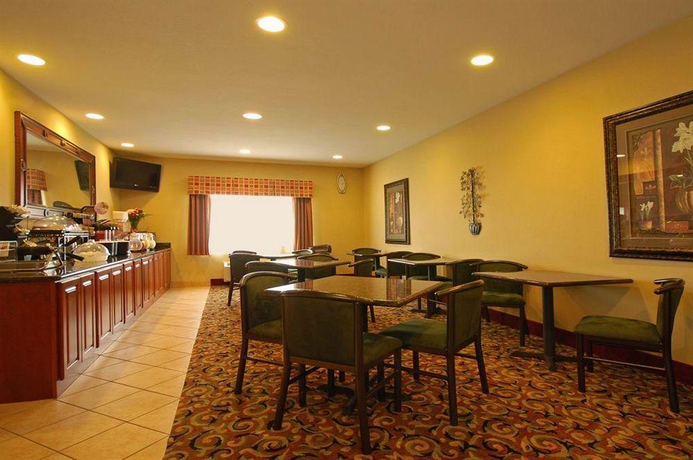 Hotel Super 8 By Wyndham Great Bend Restauracja zdjęcie