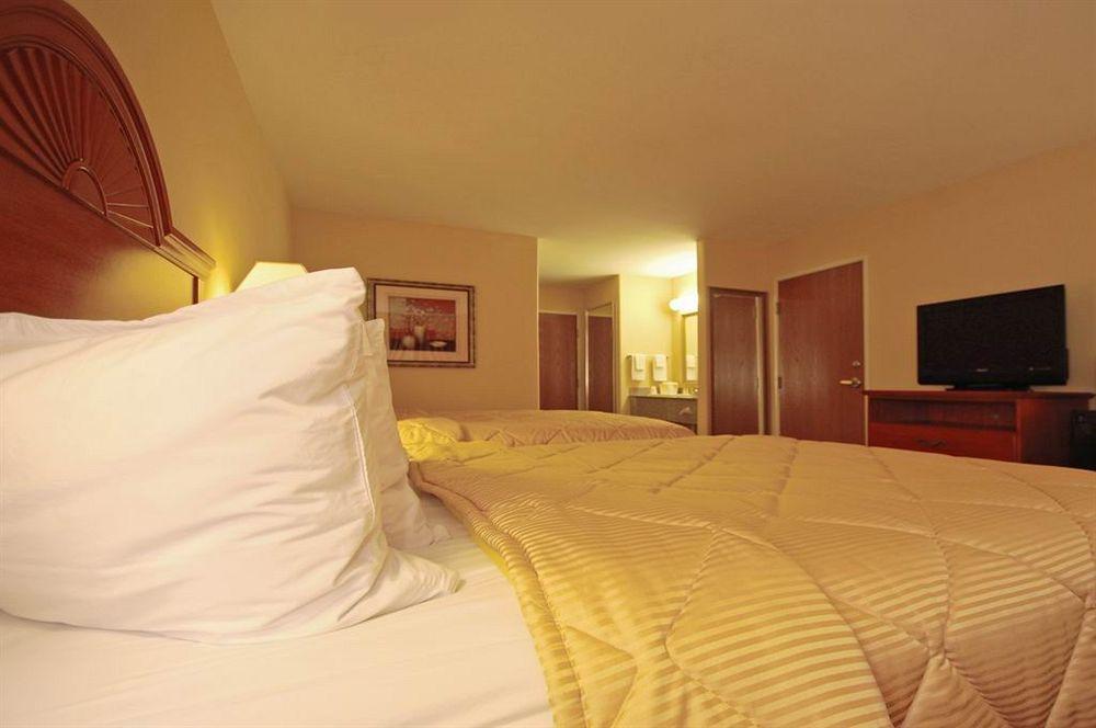 Hotel Super 8 By Wyndham Great Bend Zewnętrze zdjęcie