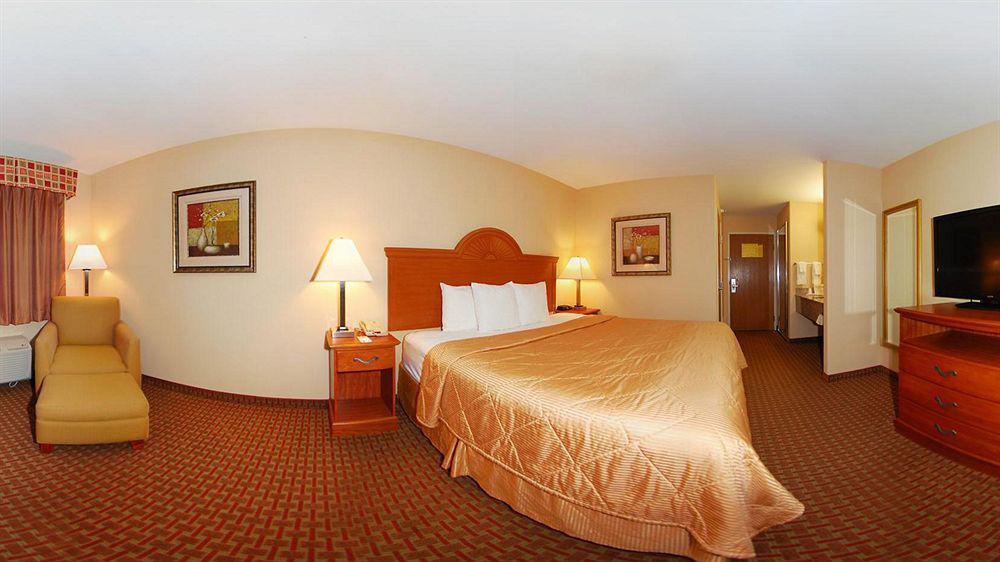 Hotel Super 8 By Wyndham Great Bend Zewnętrze zdjęcie